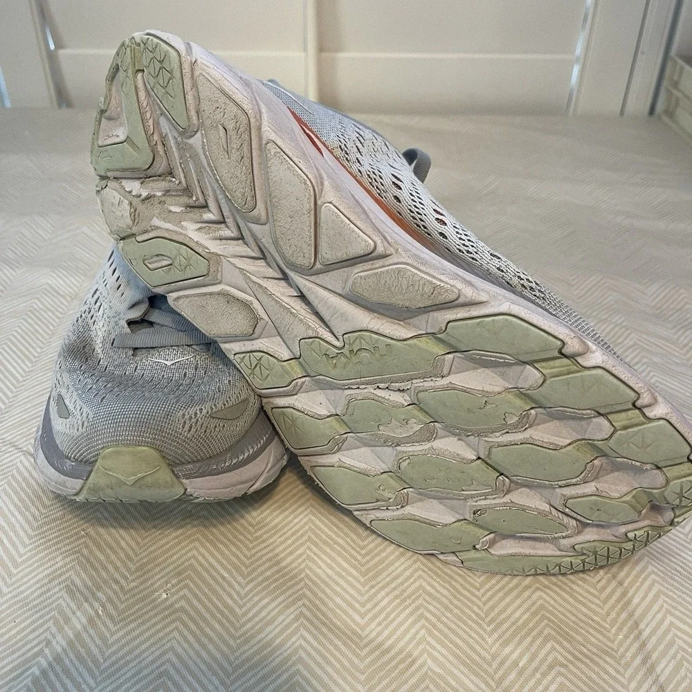 Hoka One One‎ Clifton 8 Women's Sz 8.5B Aqua Blue Running Shoes Sneakers